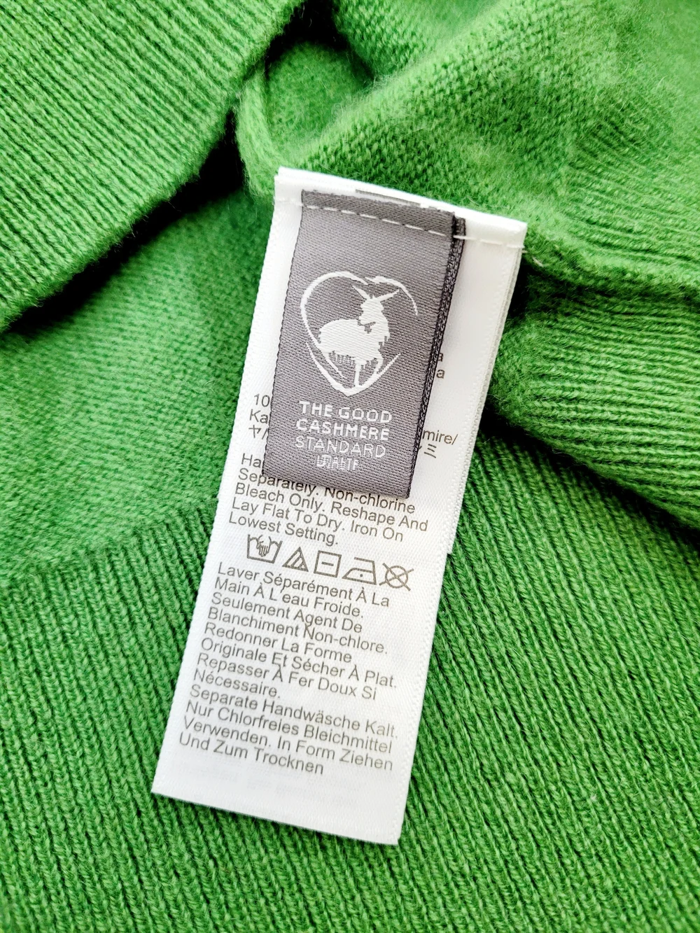 J.CREW Cashmere Classic Fit Crewneck Sweater Shamrock Green Medium - Picture 6 of 8